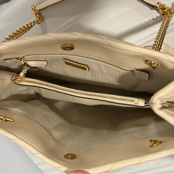 Tory Burch Kira Chevron Quilted Shoulder Bag - Picture 2 of 4